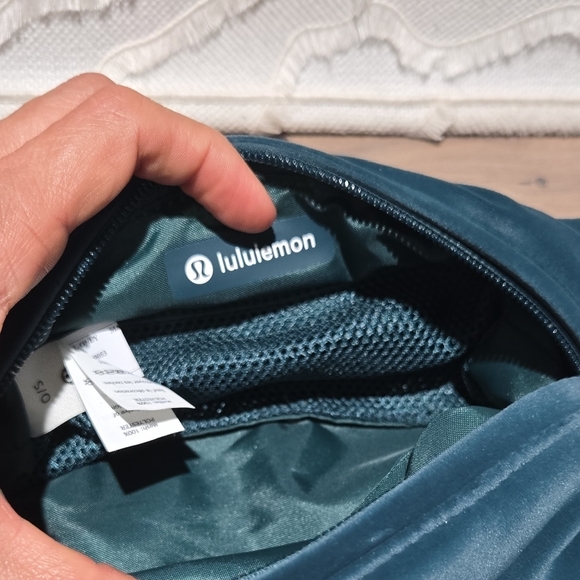 lululemon cosmetic bag - City Essentials Pouch Repellent Fabric Dual-Compartment Toiletry Bag - Bay